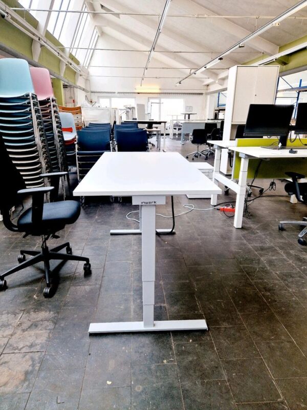 Schreibtisch, elektrisch höhenverstellbar, Inwerk Masterlift 2*