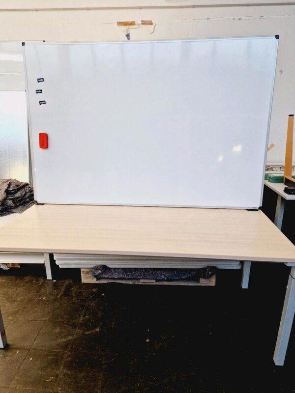 Büromöbel gebraucht, Whiteboard magnetisch, verschiedene Größen *