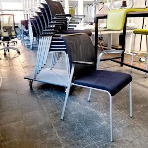 Besucherstühle, Steelcase Eastside, stapelbar, schwarz*