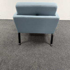 Profim October 11 Loungesessel gepolstert – kompakter Lounge- und Empfangssessel